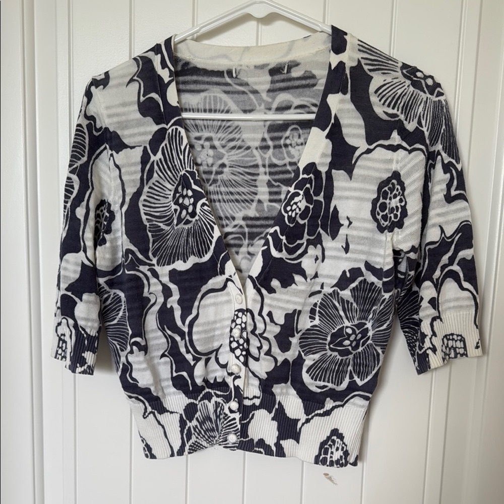 Cotton White and Navy Floral Cropped Cardigan from Banana Republic.
